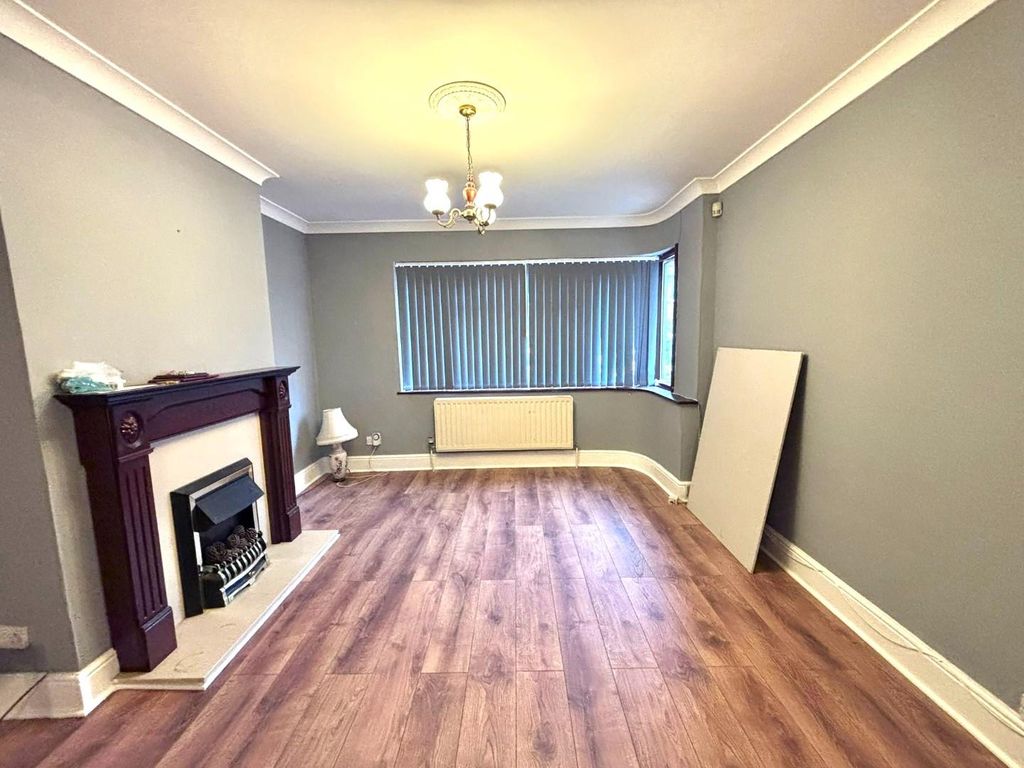 Property photo 2 of 13 Img_2449.Jpg