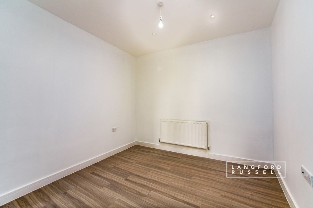 Property photo 2 of 9 6d82837d-3Bf5-F01...