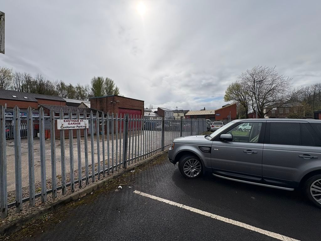 Property photo 3 of 12 Photo 3