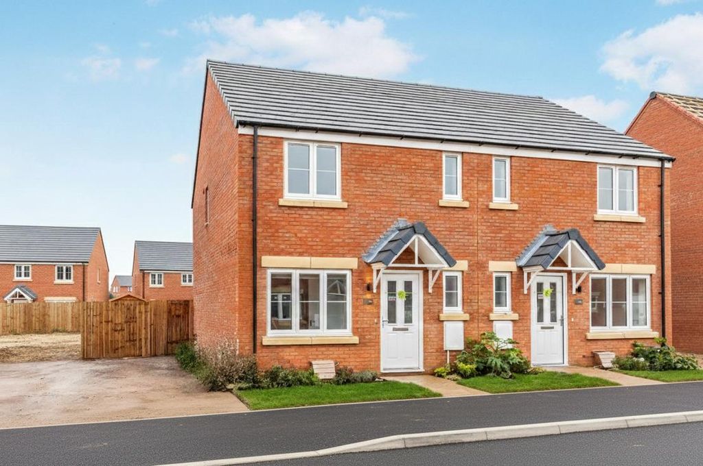 Property photo 1 of 9 Image