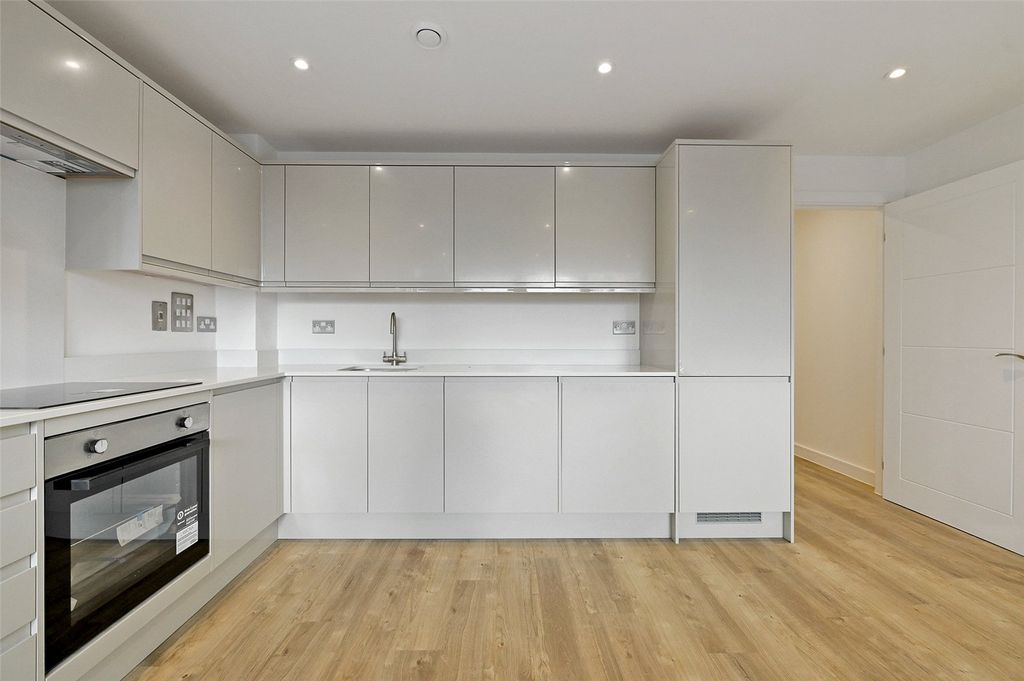 Property photo 3 of 6 Reception Room