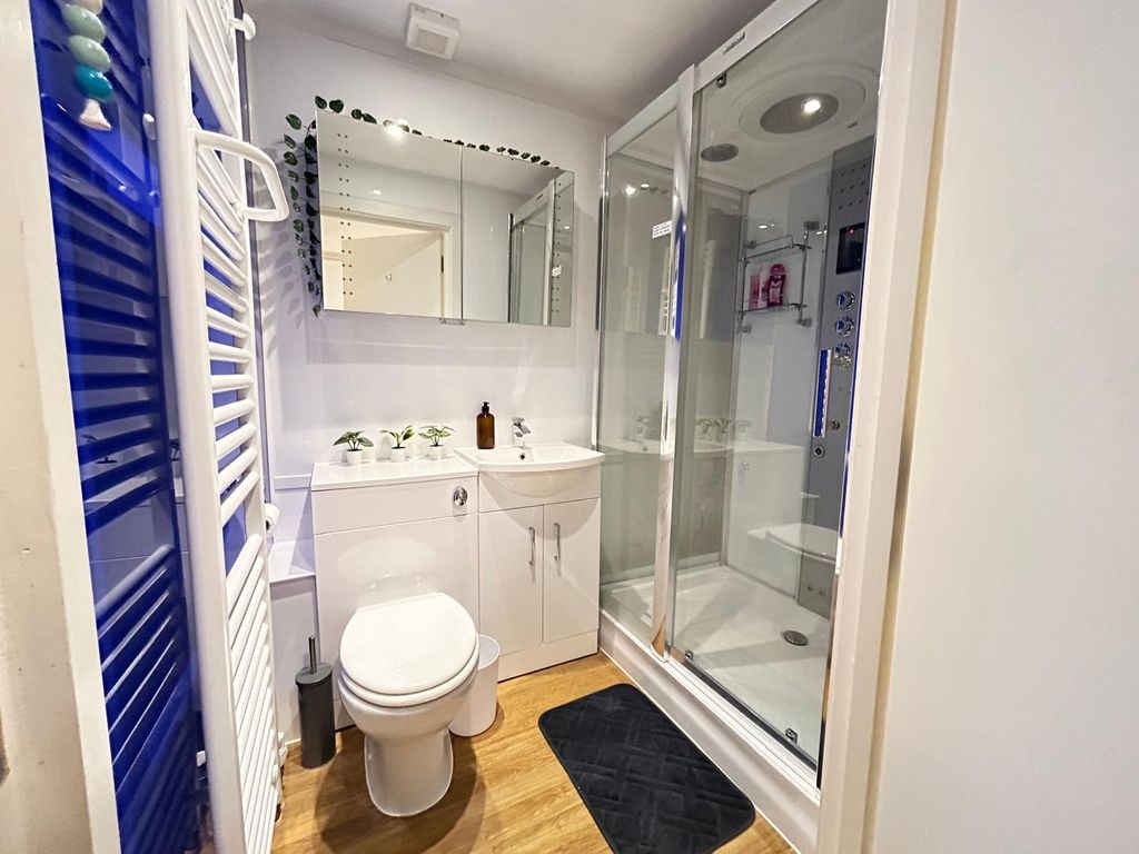 Property photo 2 of 24 Photo 1