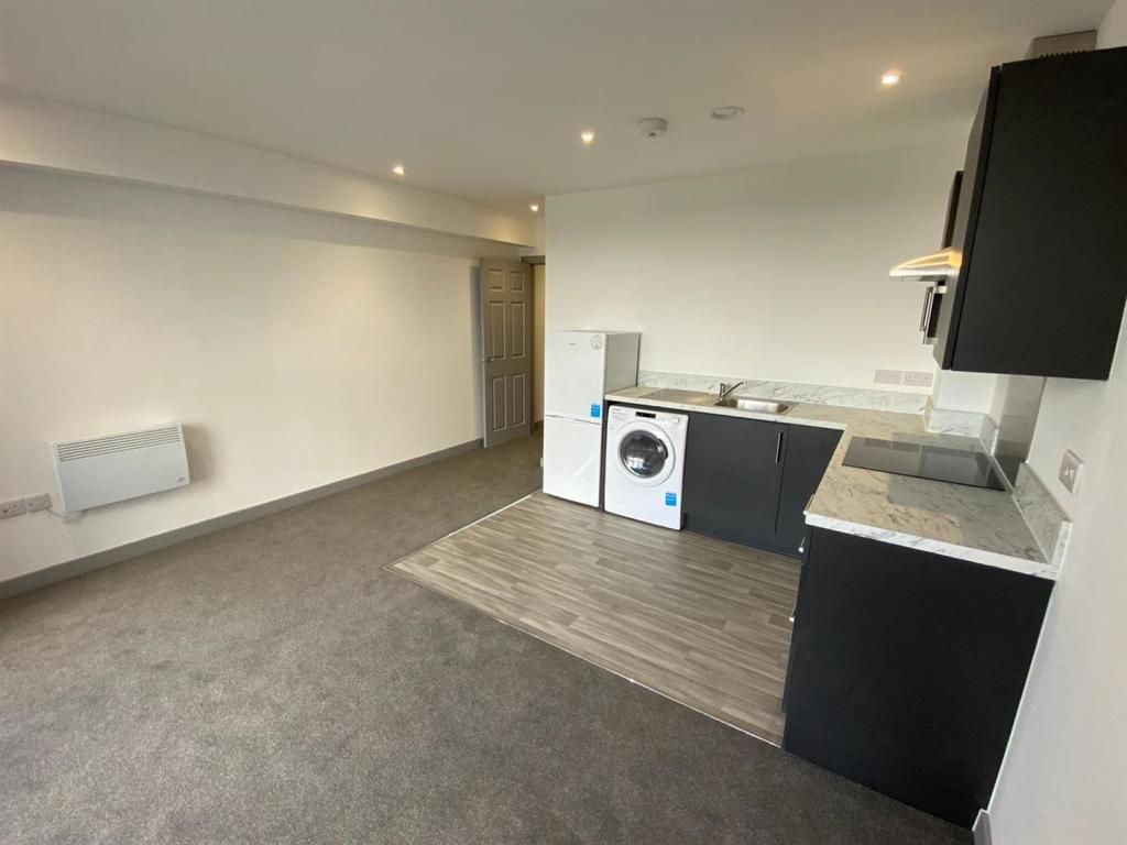 Property photo 3 of 5 Living Room