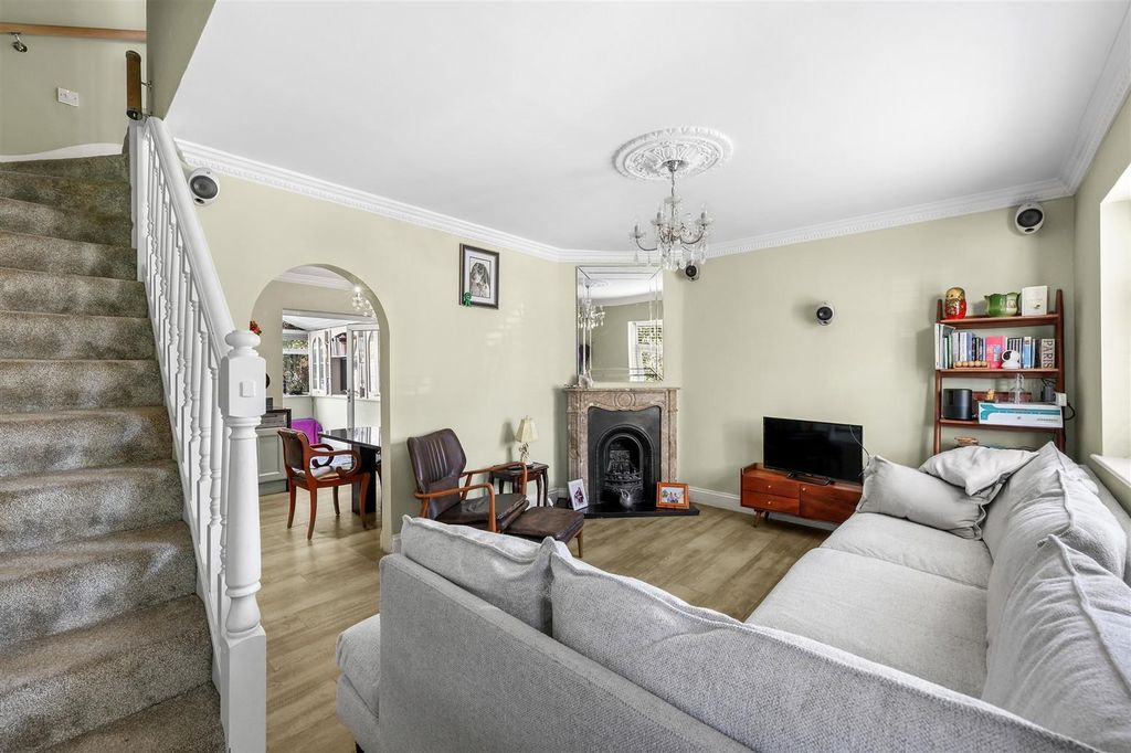 Property photo 3 of 19 4D4A2065.Jpg