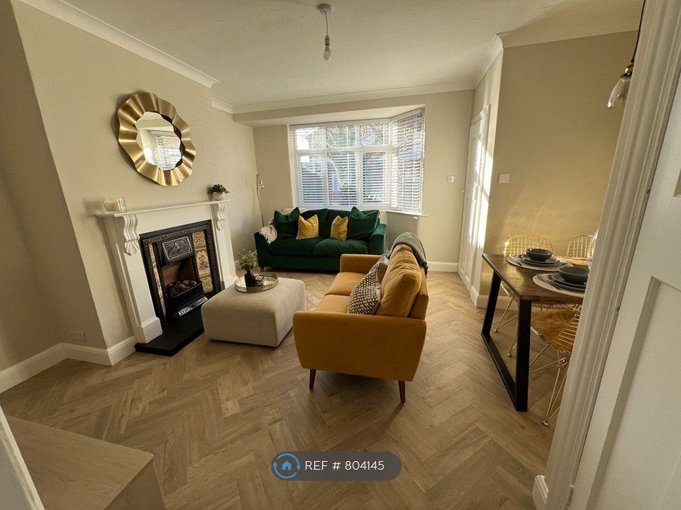 Property photo 2 of 21 Lounge