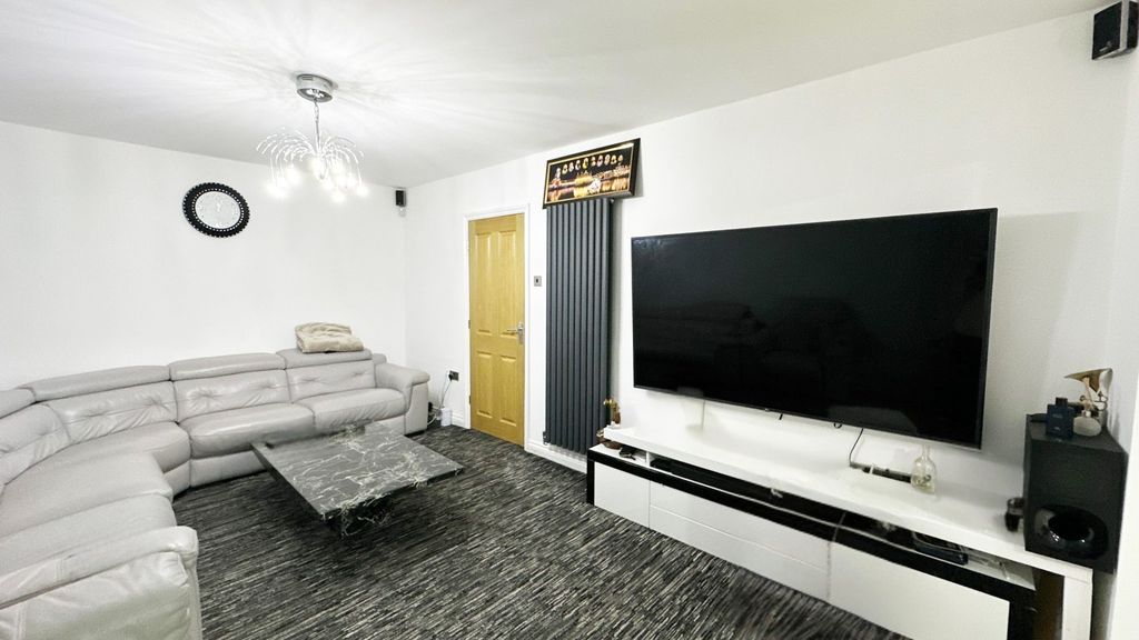 Property photo 2 of 13 Living Room