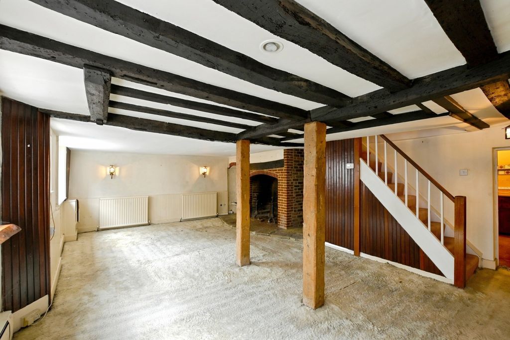 Property photo 3 of 17 Pbox-Img.Jpg