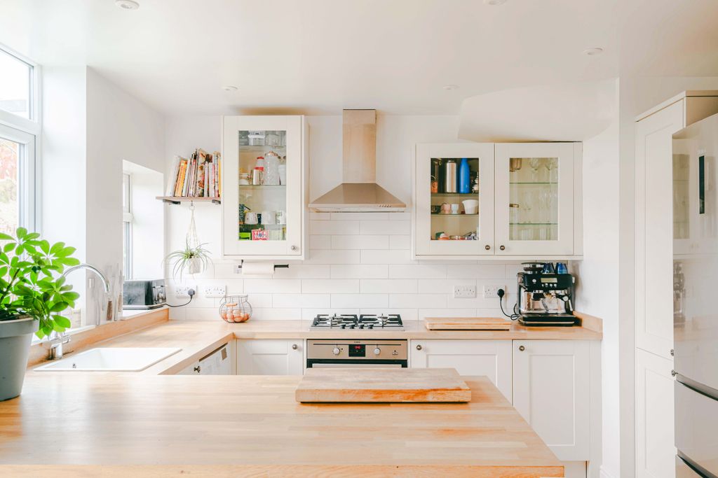 Property photo 3 of 22 Photo 2