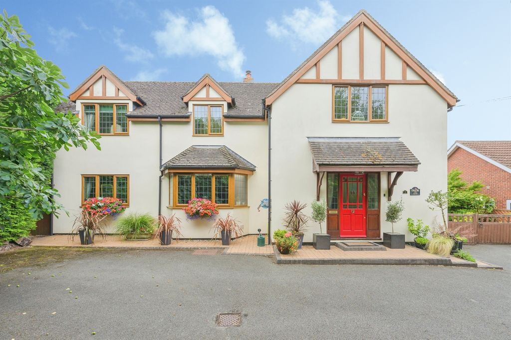 Property photo 1 of 33