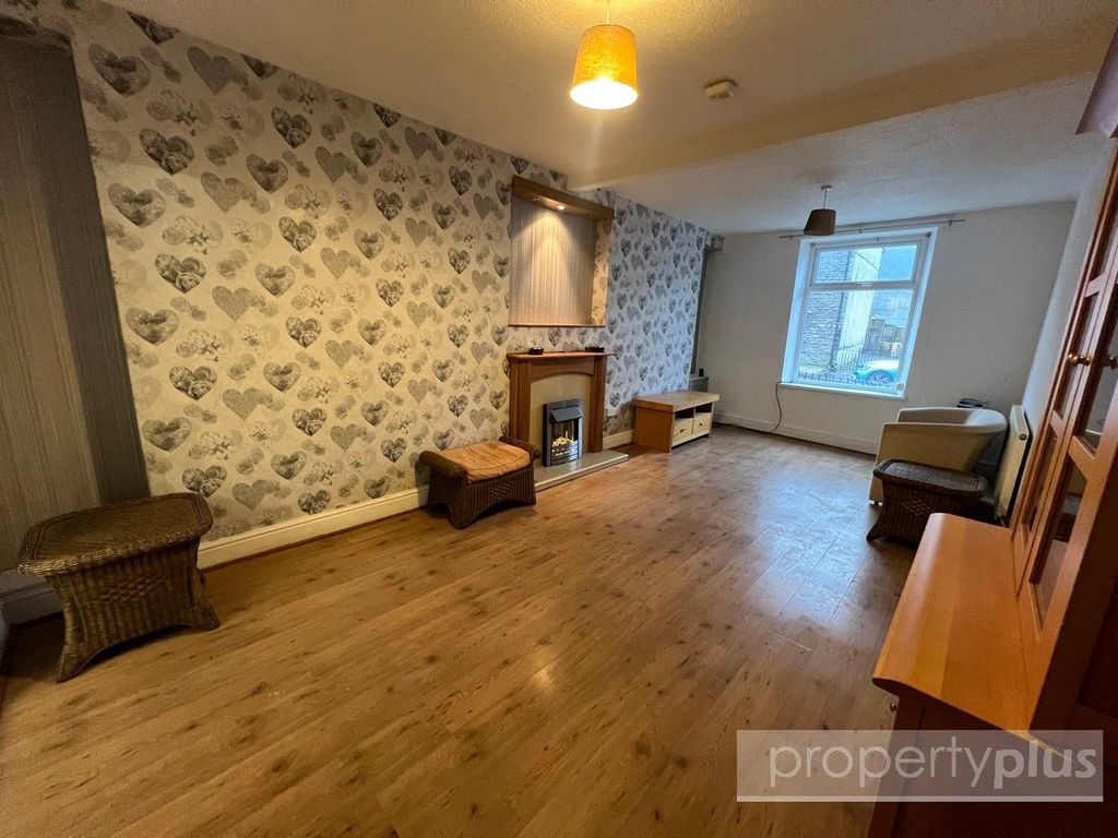 Property photo 3 of 10 Picture No. 06