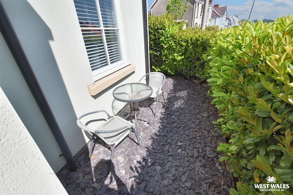 Additional image 10 of 2 bed flat for saleSt. Brides Hill, Saundersfoot SA69
