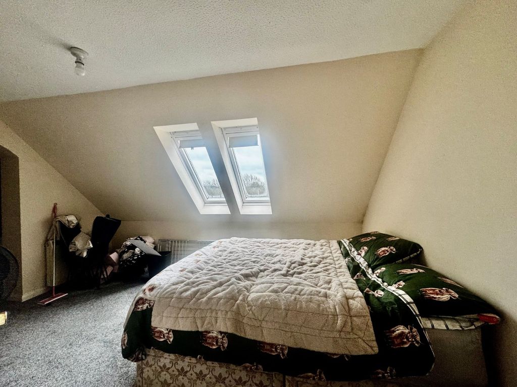 Property photo 3 of 5 Picture No. 08