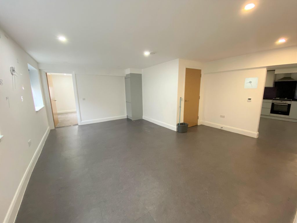 Property photo 3 of 11 Exterior