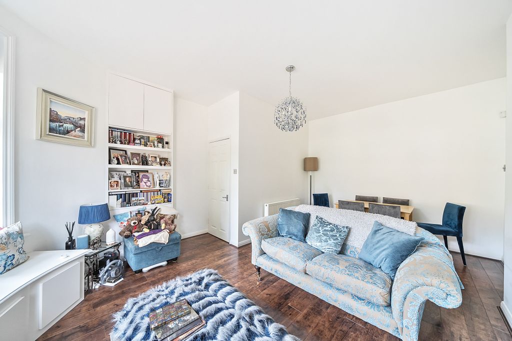 Property photo 2 of 17