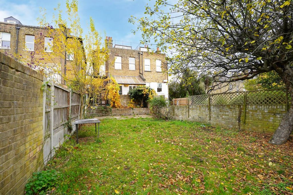 Property photo 2 of 20 5.Jpg