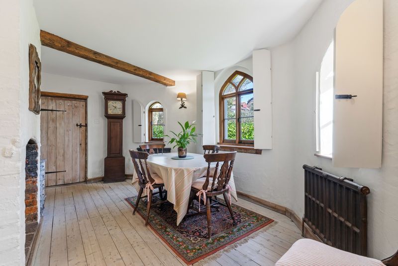 Property photo 2 of 21 Photo 5