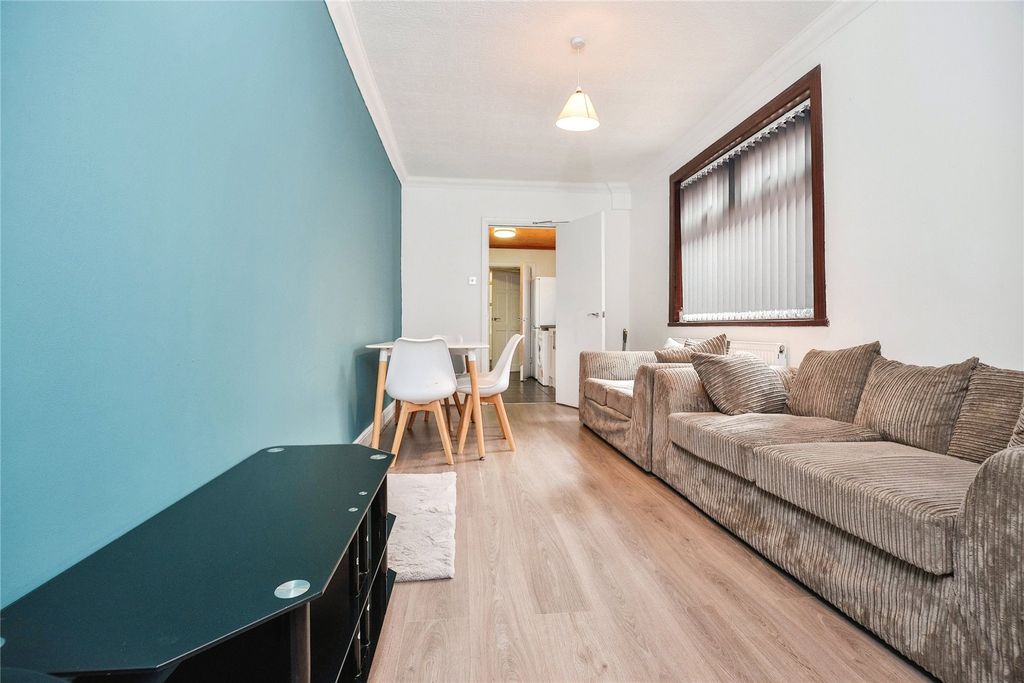 Property photo 3 of 10 Picture No. 09