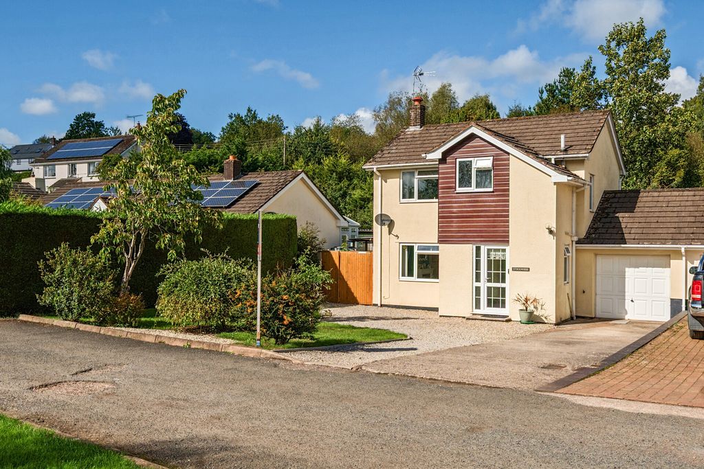 Property photo 1 of 24 1520834-10-1A0A58...