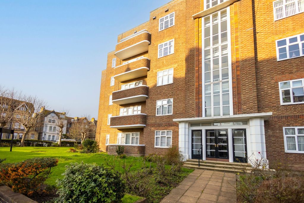 Property photo 1 of 13 Photo 2