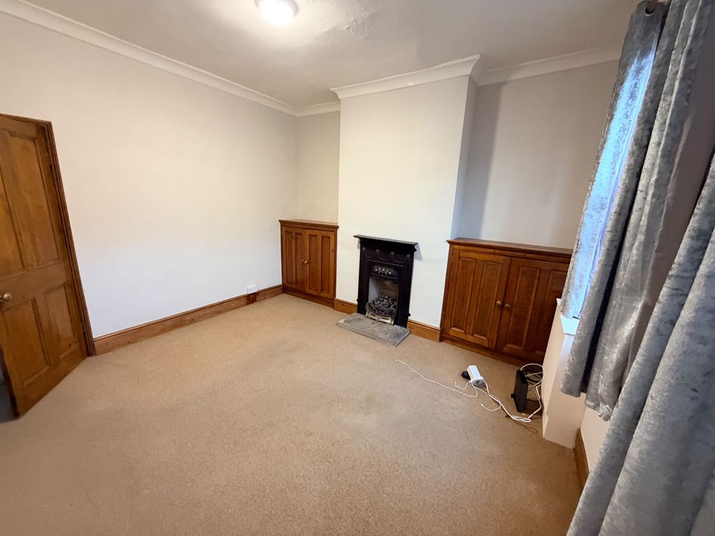 Property photo 3 of 11 Image