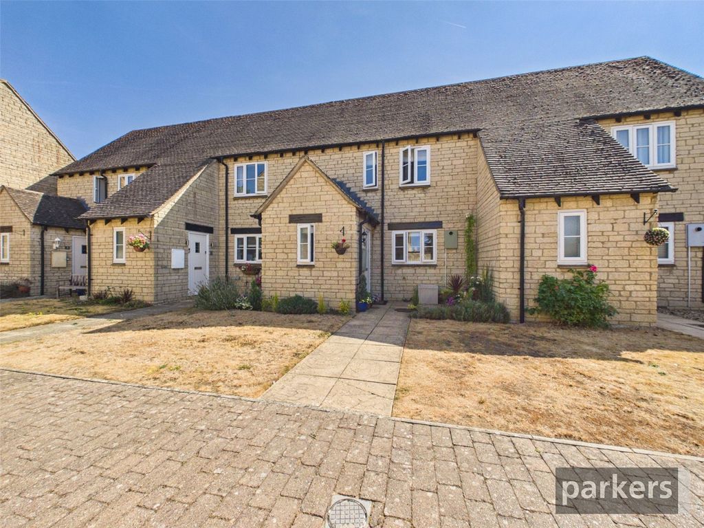 Property photo 1 of 18 Front