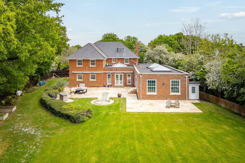 Property photo 3 of 57