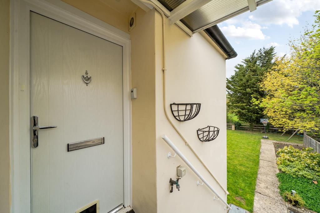 Property photo 1 of 17 External