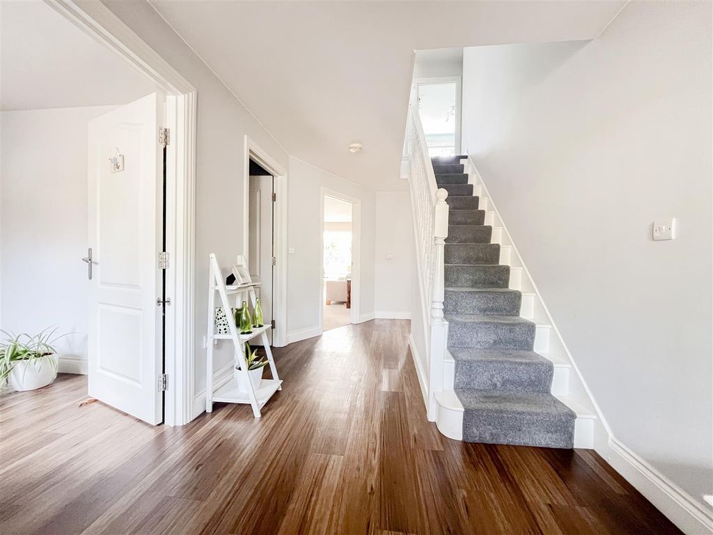 Additional image 32 of 5 bed detached house for saleThorntree Close, Heathfield TN21
