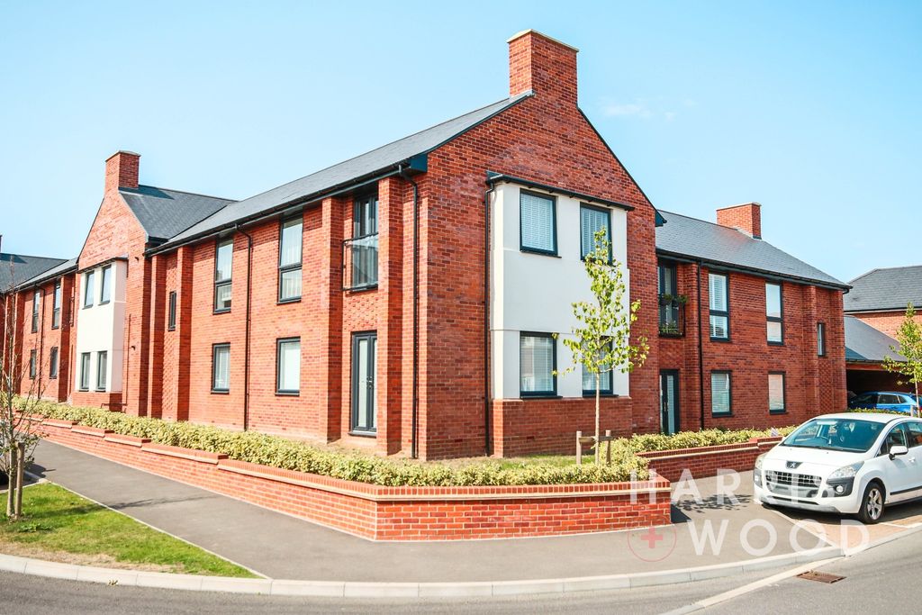Property photo 1 of 15 4428380