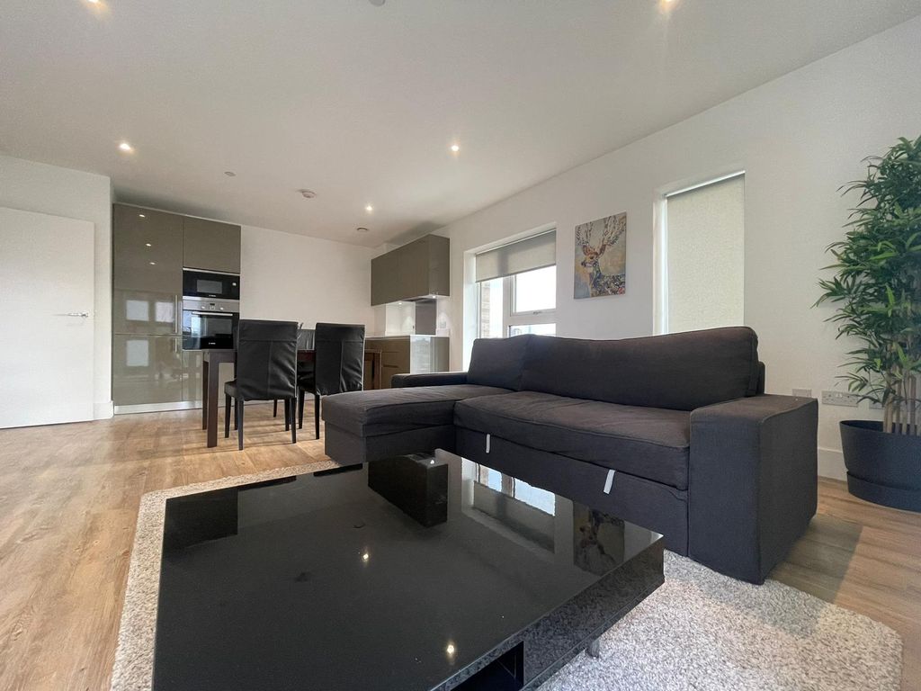 Property photo 2 of 12 Gallery