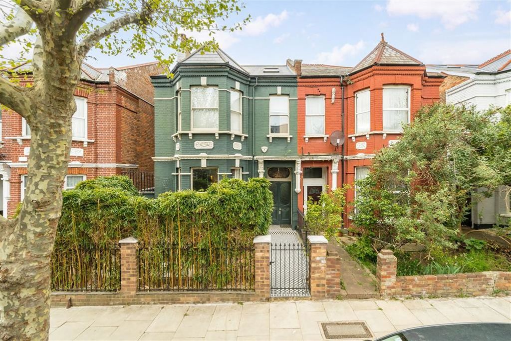 Property photo 1 of 9