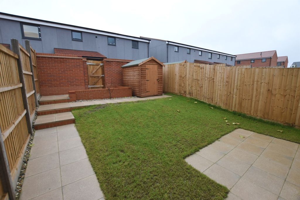 Property photo 3 of 14