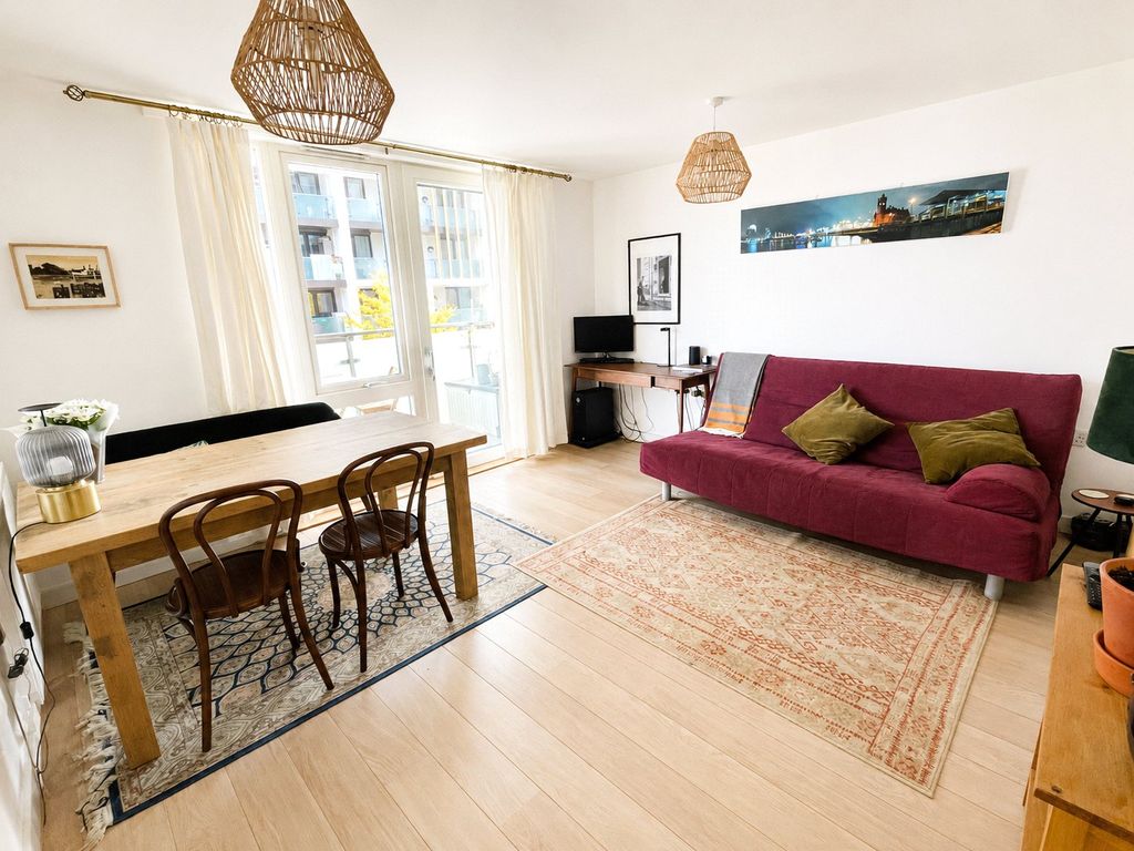 Property photo 2 of 8 Picture No. 04Https:
