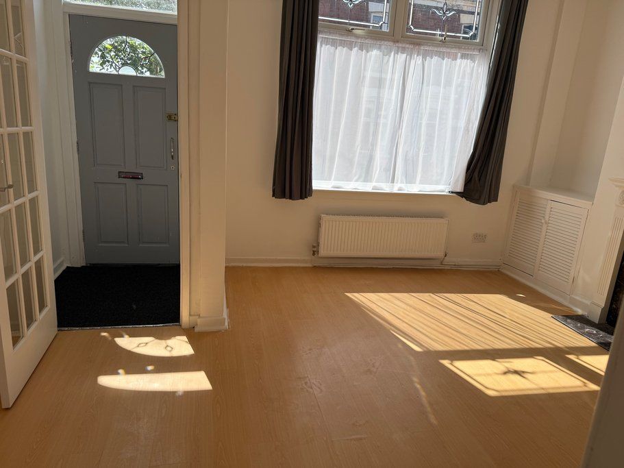 Property photo 3 of 12