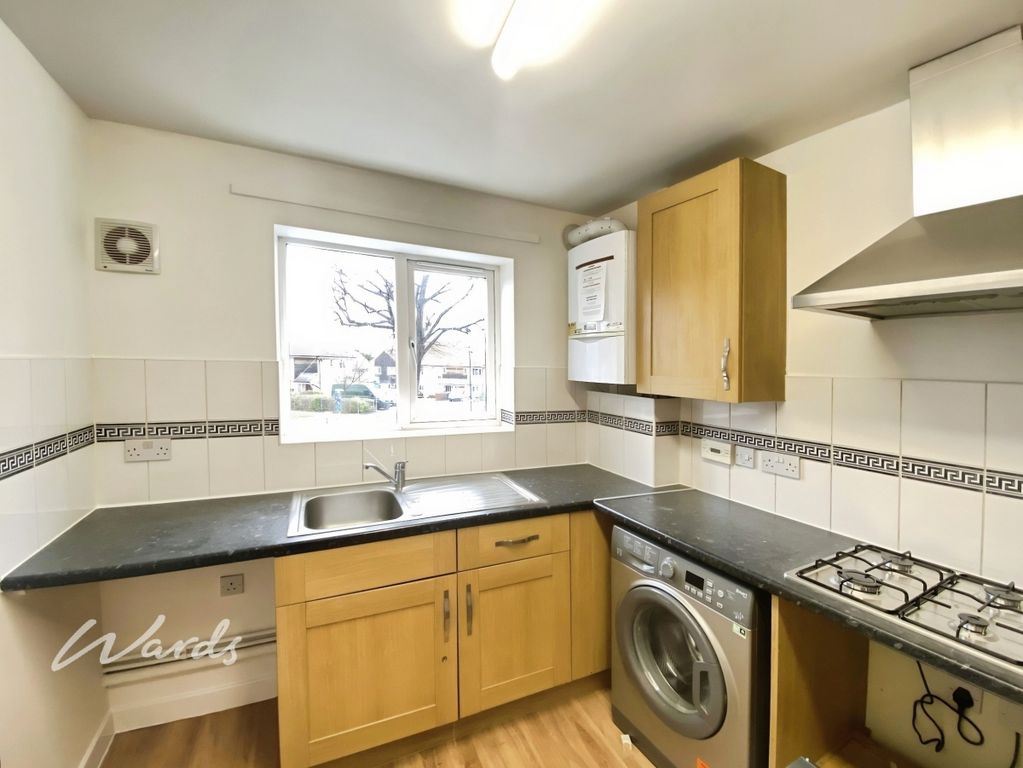 Property photo 2 of 12 Kitchen