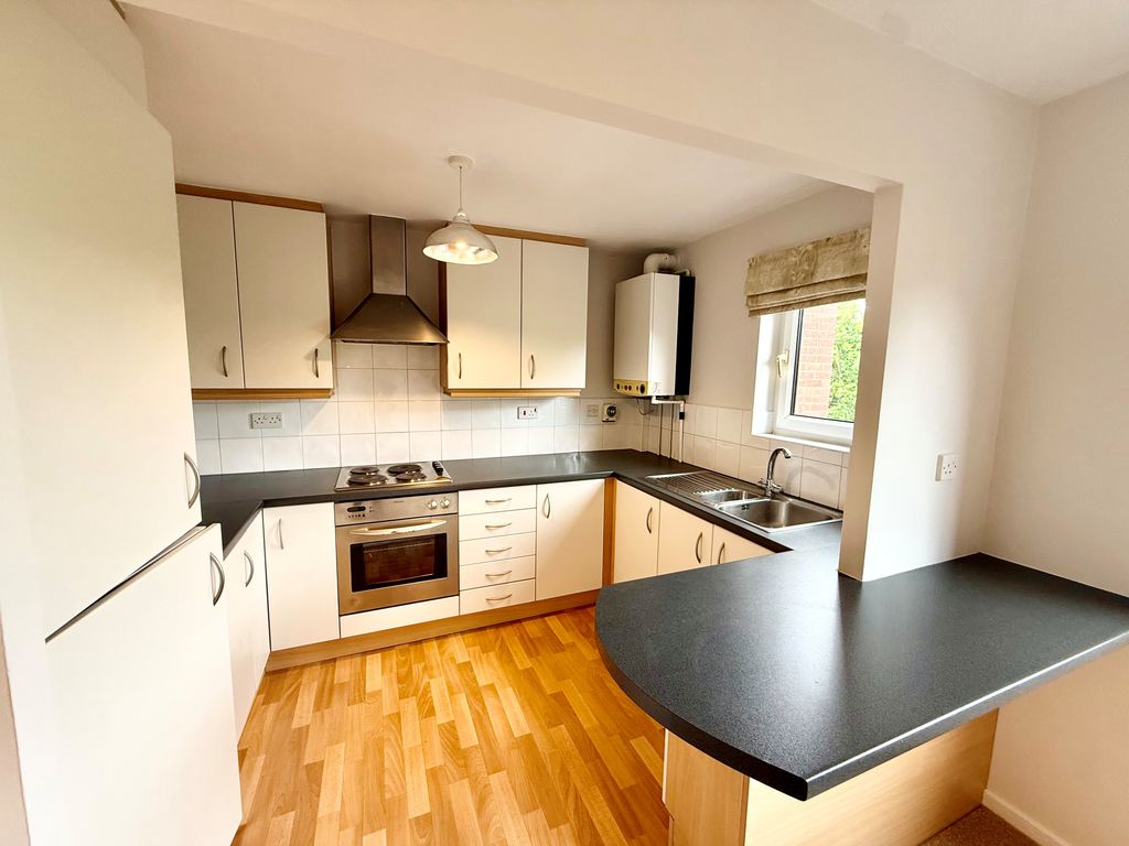 Property photo 2 of 8
