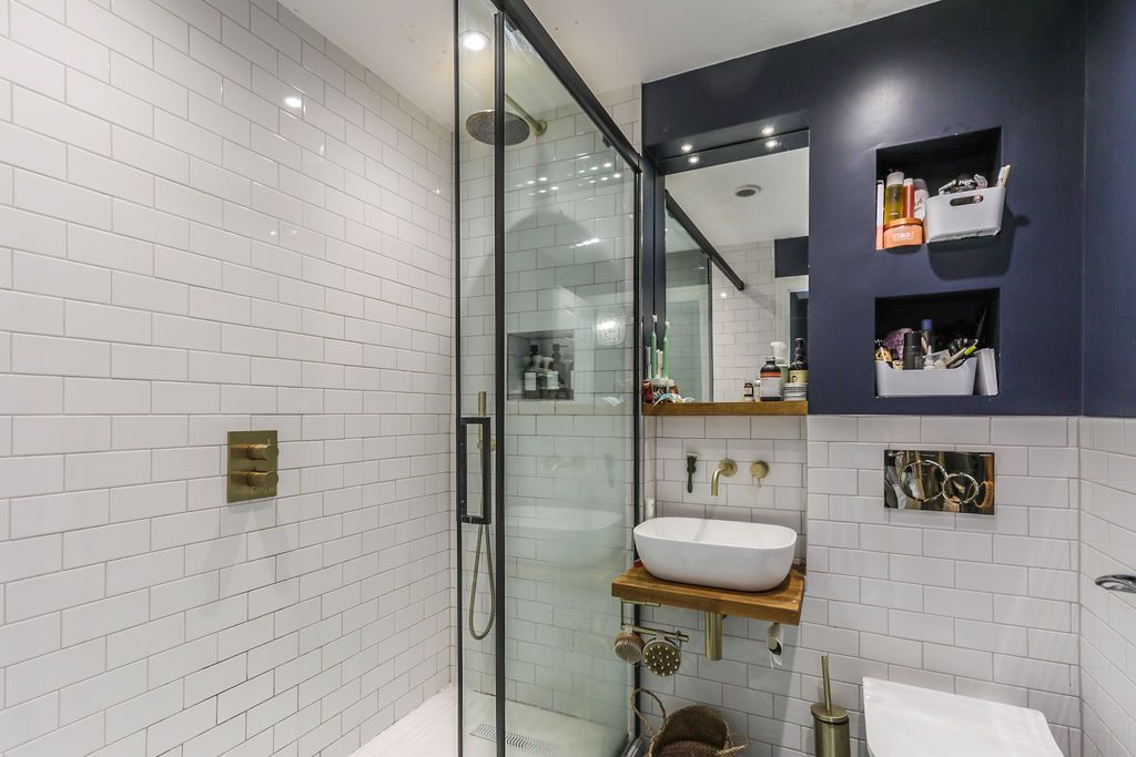 Property photo 3 of 16 Photo 13