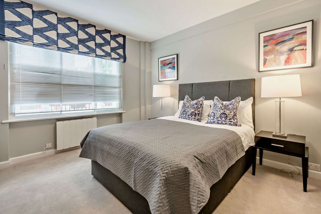 Property photo 2 of 13 2473573