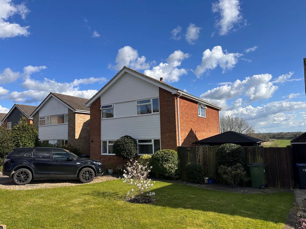 Property photo 1 of 4