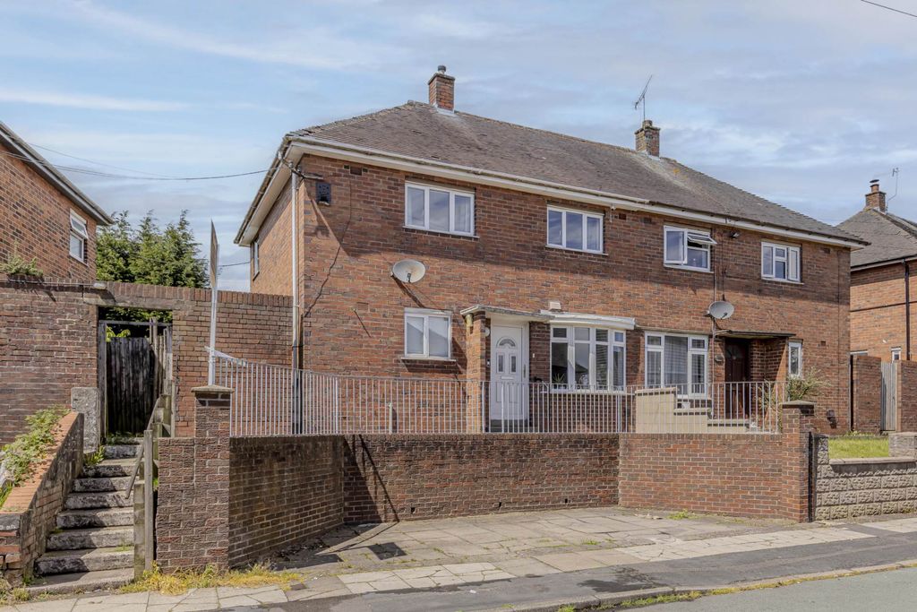 Property photo 1 of 21