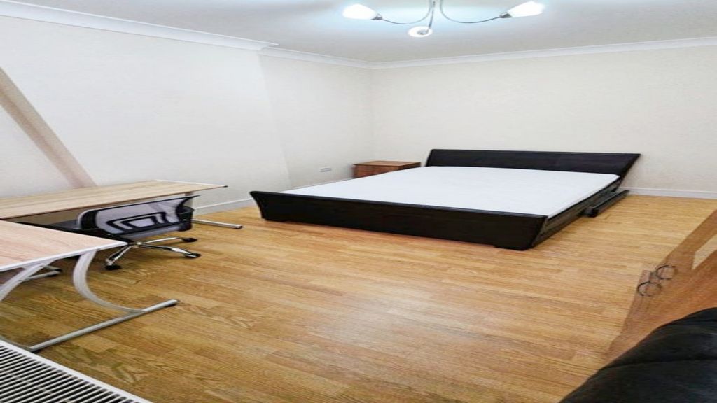 Property photo 3 of 7 Gallery