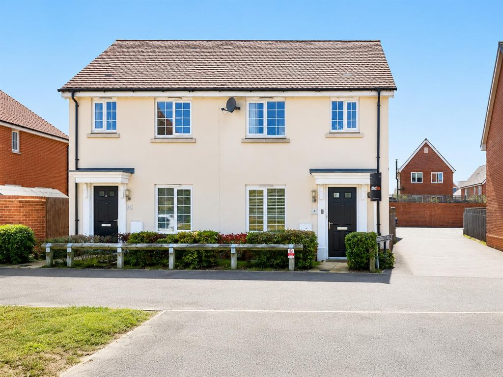Property photo 1 of 12