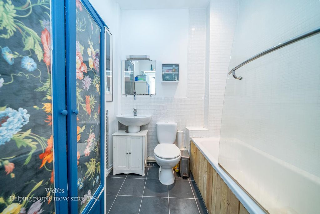 Property photo 3 of 27 Webbs-13.Jpg