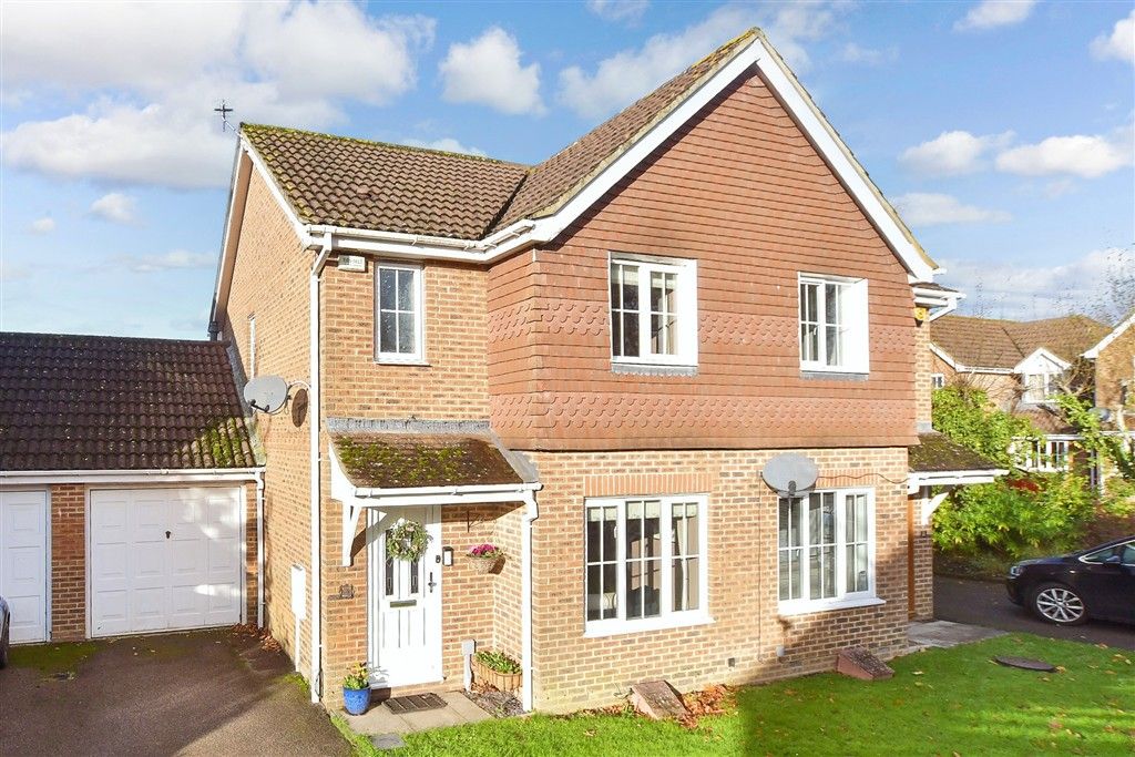 Property photo 1 of 11 External. (Web)