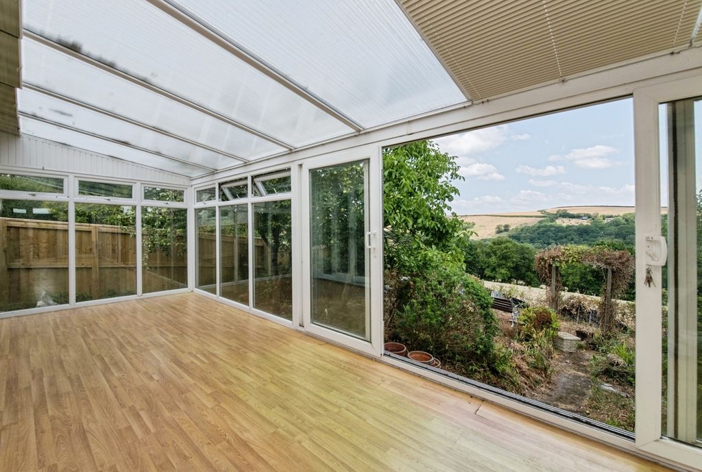 Property photo 2 of 18 Pbox-Img.Jpg