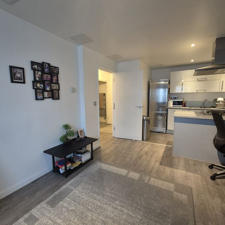 Property photo 2 of 9