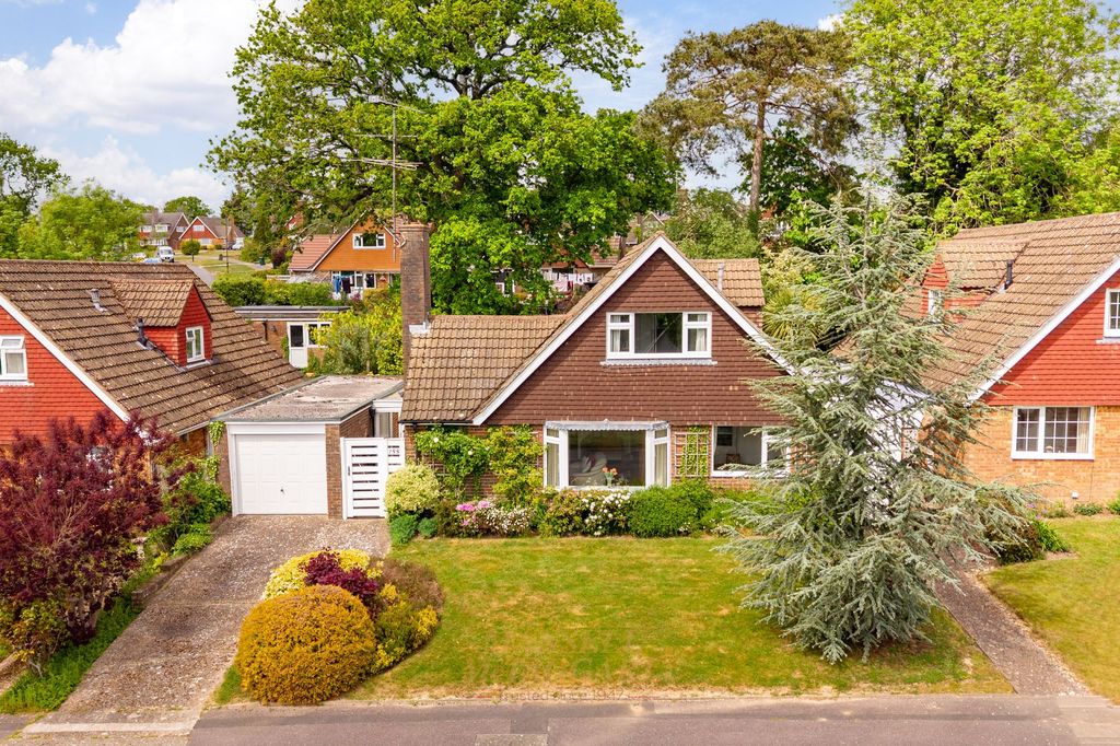 Property photo 1 of 29