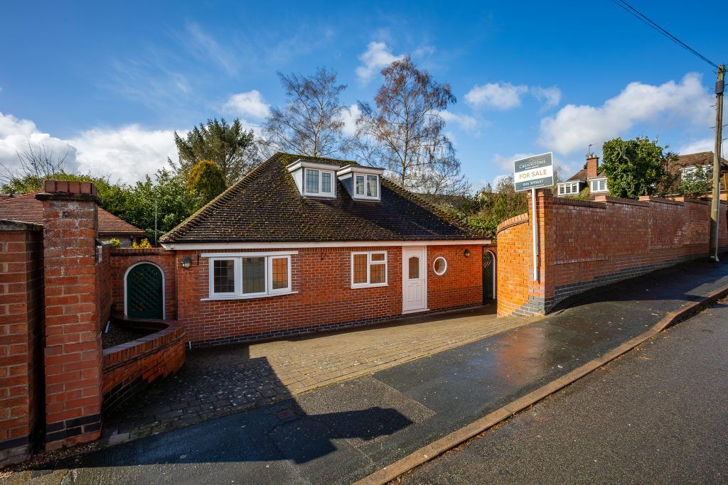 Property photo 1 of 25