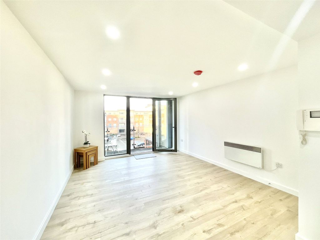 Property photo 2 of 21 Open Plan Living