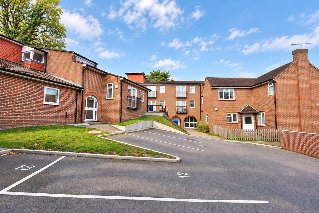 Property photo 1 of 10 Picture No. 22